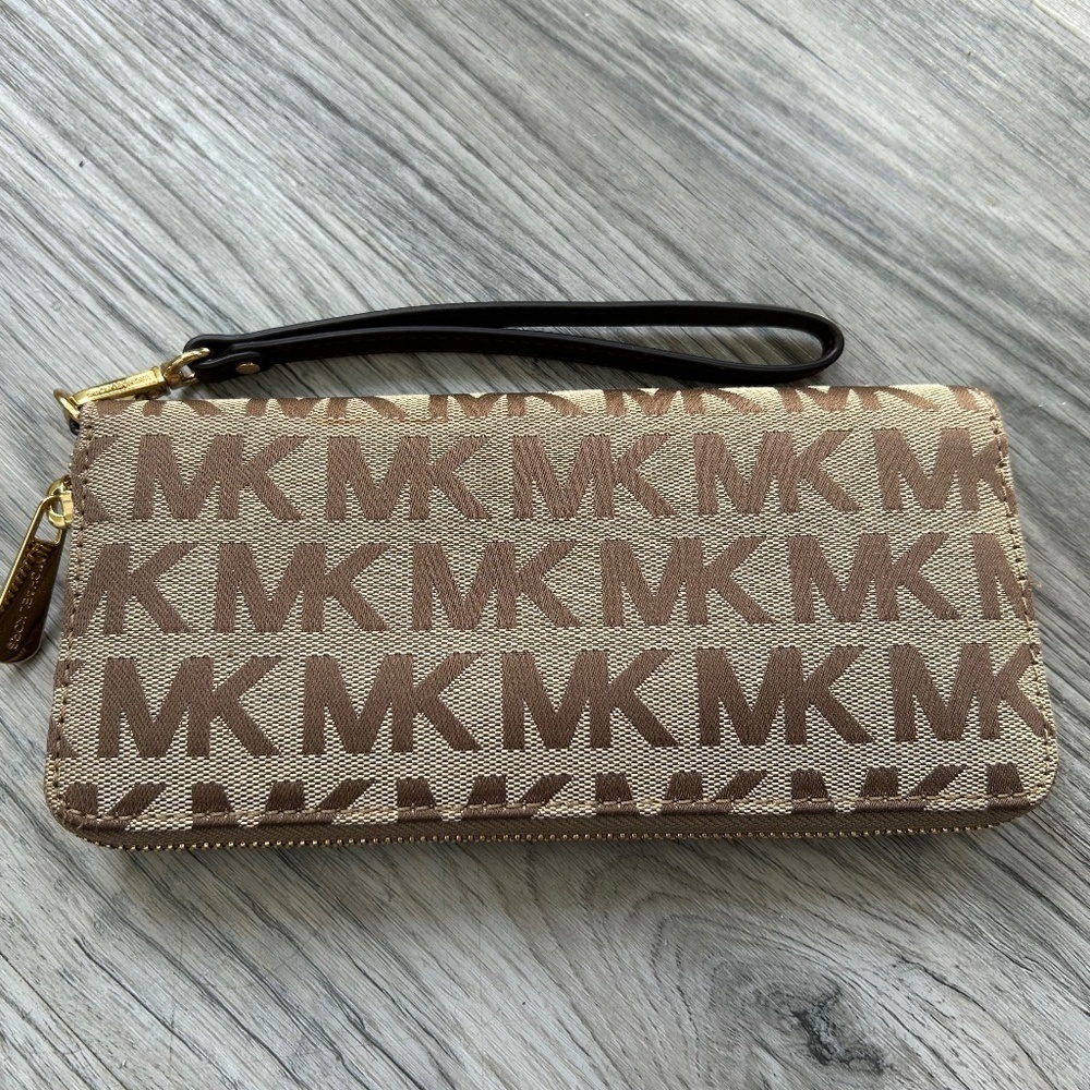 Michael Kors MK ZA Continental Wallet Sig Jacquard Beige Ebony Gold - Picture 2 of 9